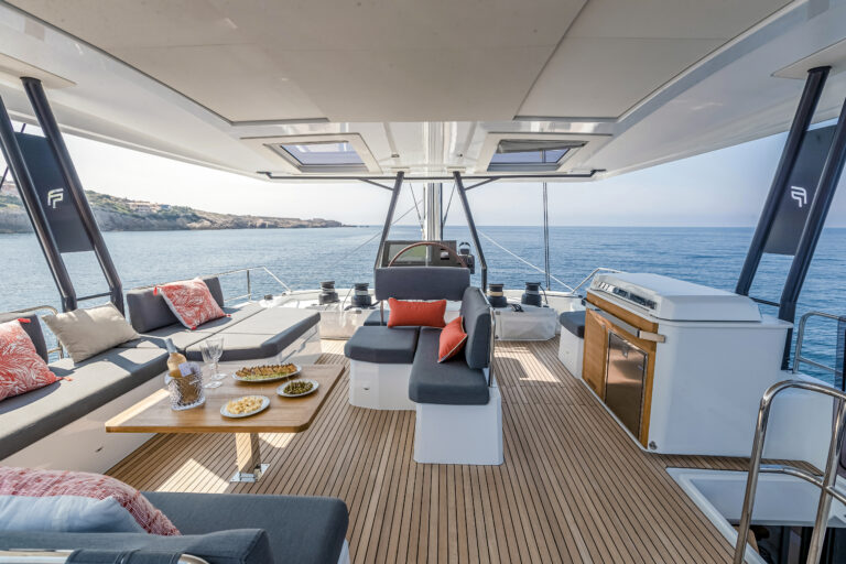 17/09/2020, Bandol (FRA,83), Chantier Fountaine-Pajot, Samana 59